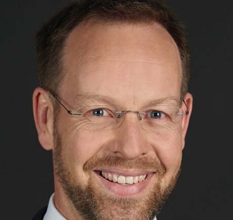 1 Antwort bitte, Dr. Holger Graetz, Sagemcom